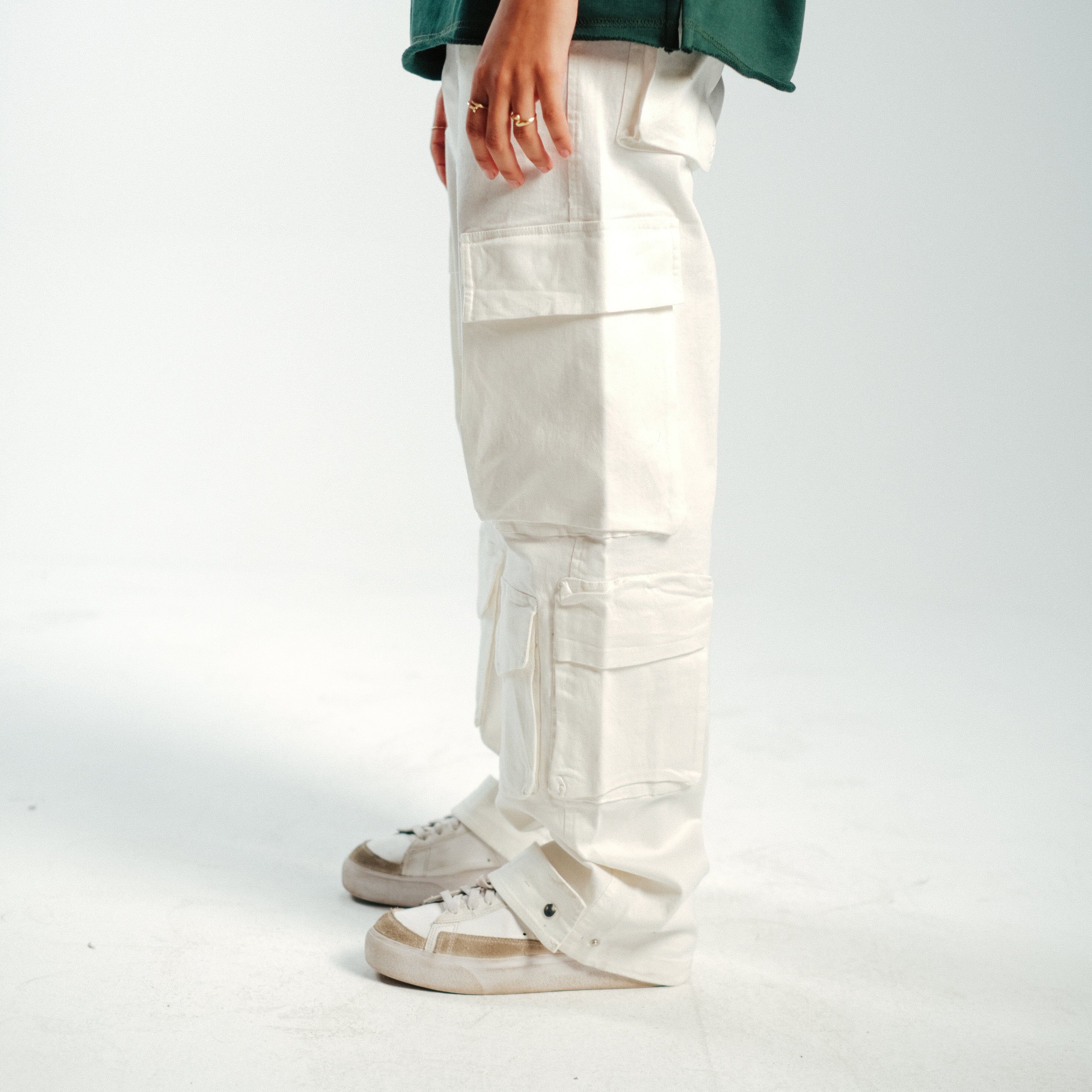STREET 153 WHITE CARGO