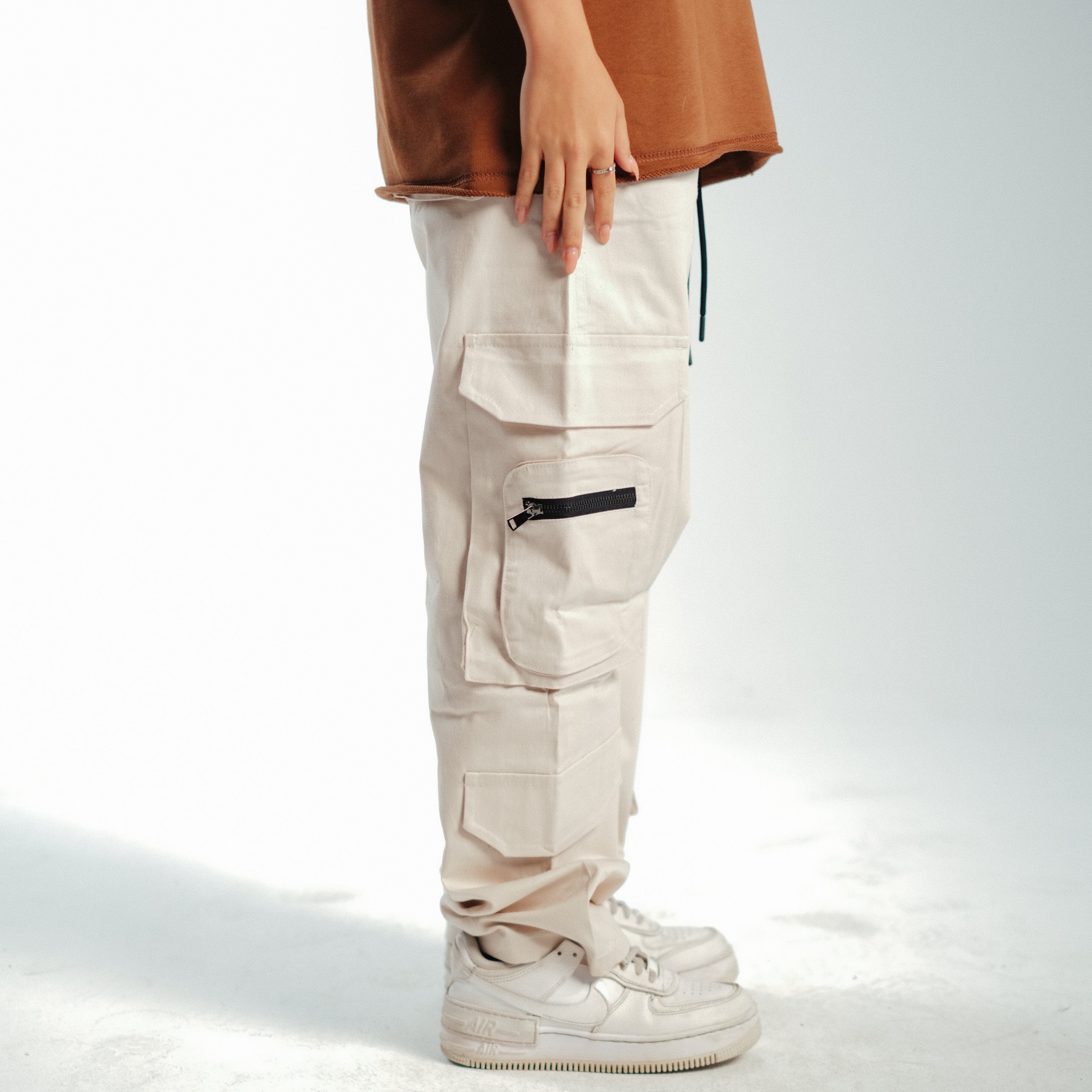 OLD SCHOOL OFFWHITE CARGO